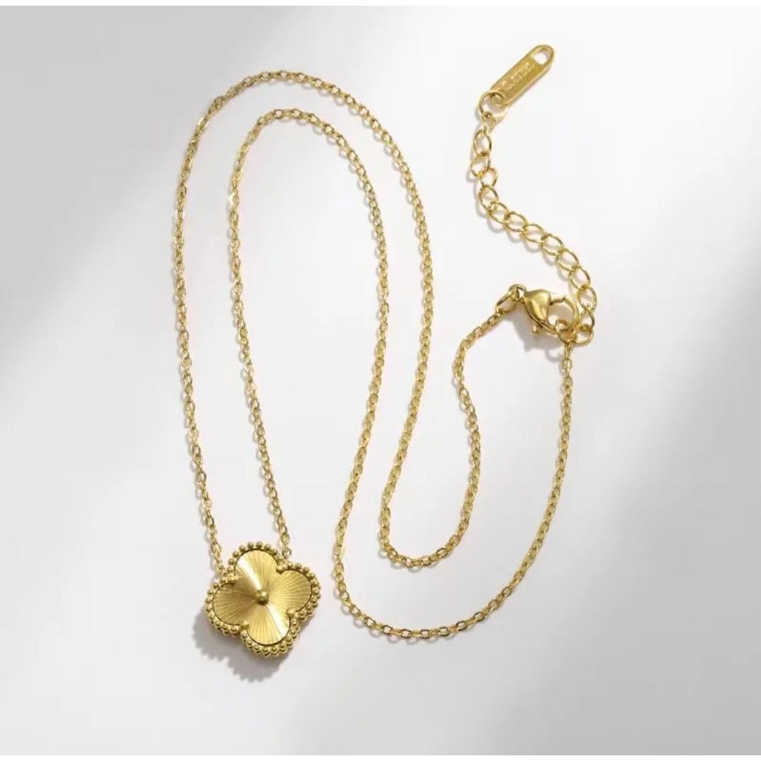 AMIRI Gold Four-Leaf Clover Necklace