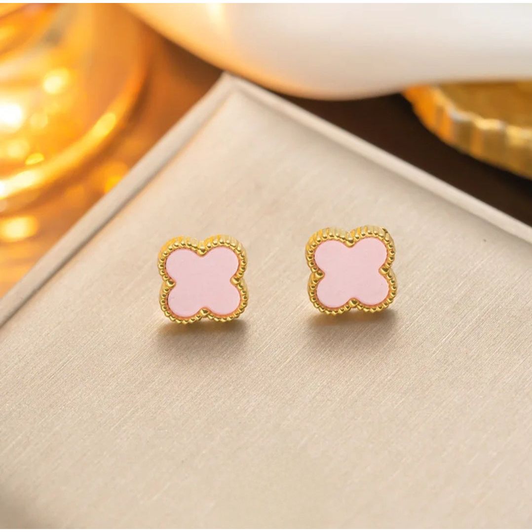 ANASTACIA Luxury Four-Leaf Clover Stud Earrings