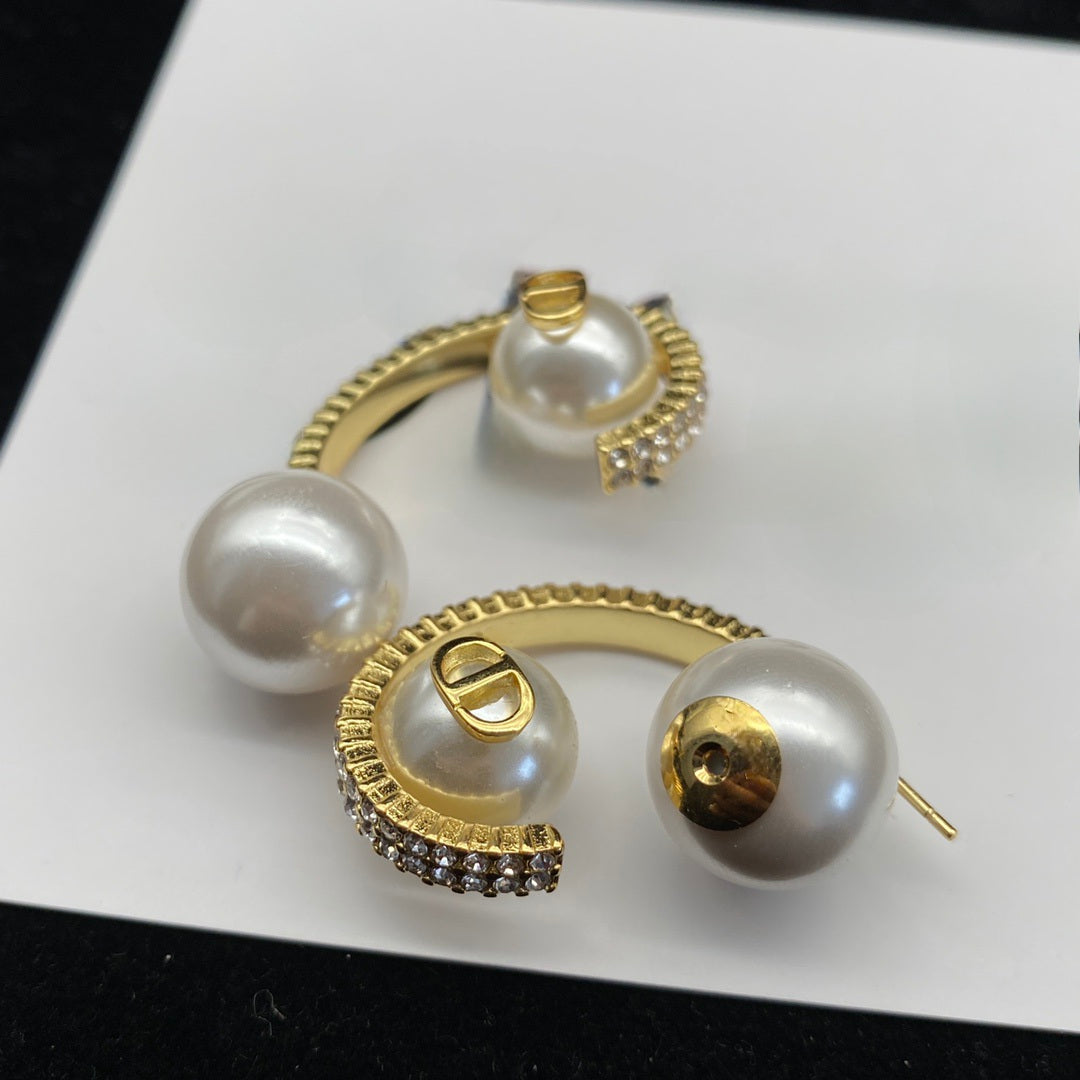 BAILEY "CD" Pearl Ball Earrings