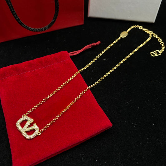 ESSENCE Luxury Gold "V" Necklace