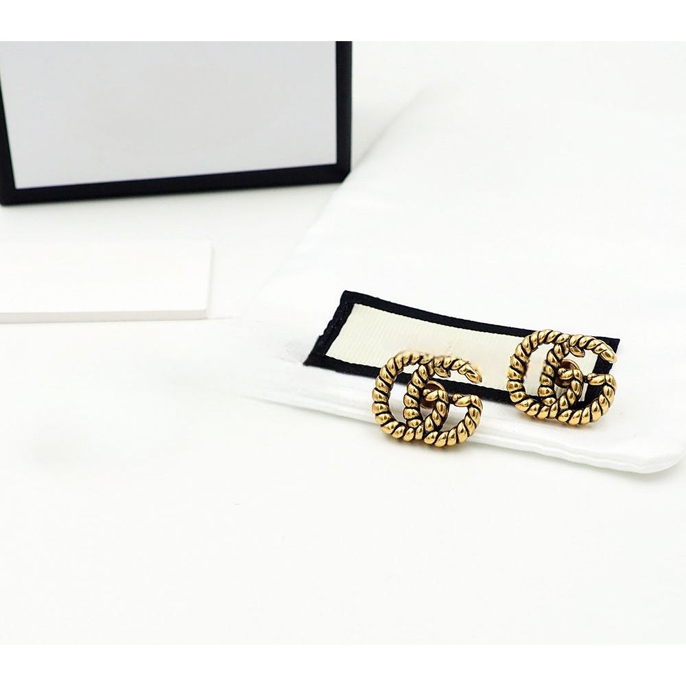 GIGI Vintage Miniature Studs