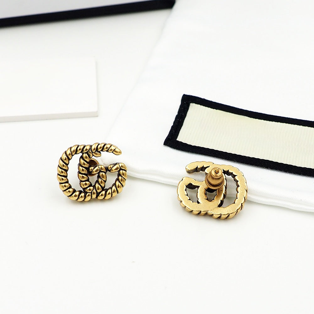 GIGI Vintage Miniature Studs