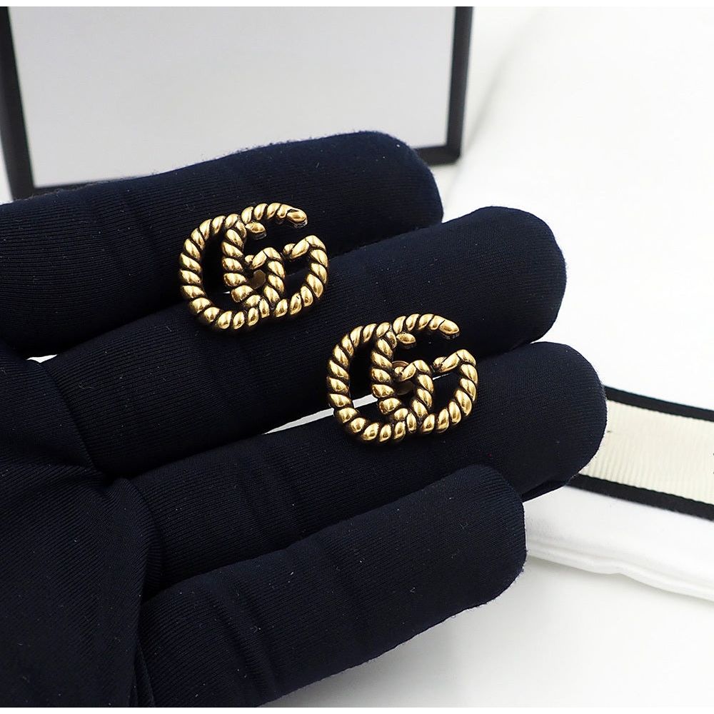 GIGI Vintage Miniature Studs