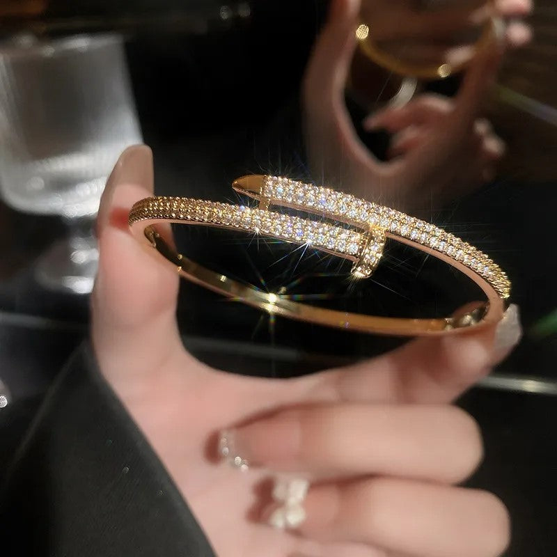 JILL I Luxury Full Zircon Nail Bracelet