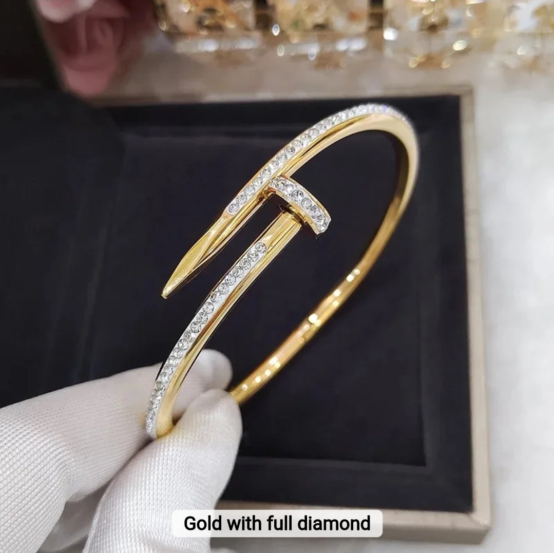 JILL I Luxury Full Zircon Nail Bracelet