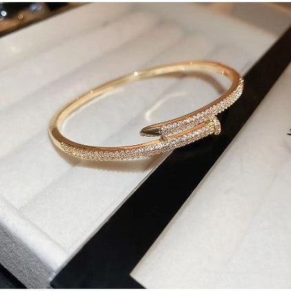 JILL I Luxury Full Zircon Nail Bracelet