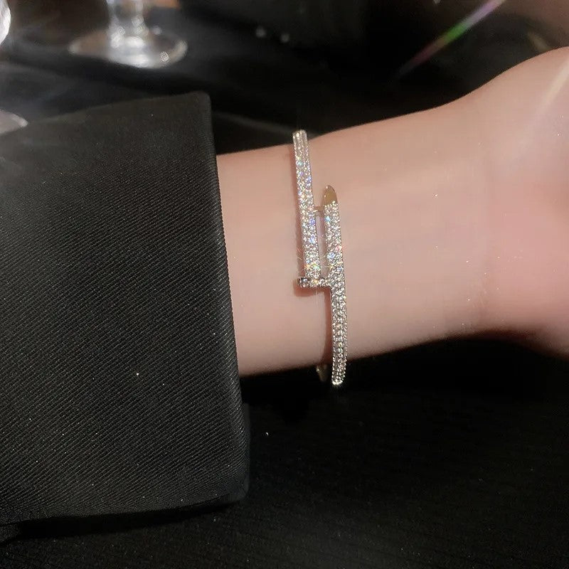 JILL I Luxury Full Zircon Nail Bracelet