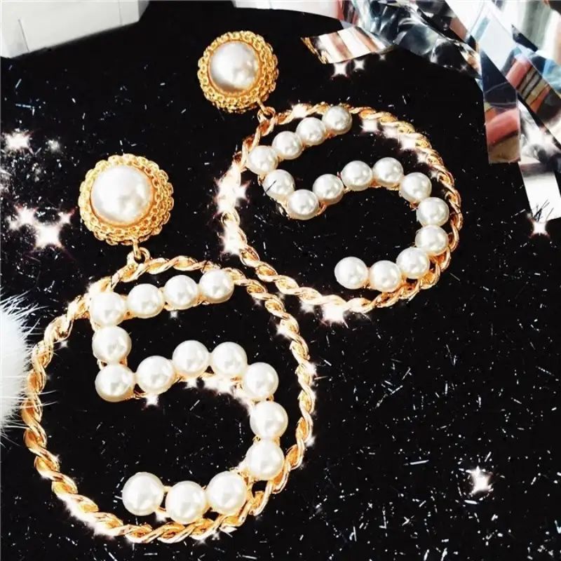 LUCKY No. 5 Pearl Hoops