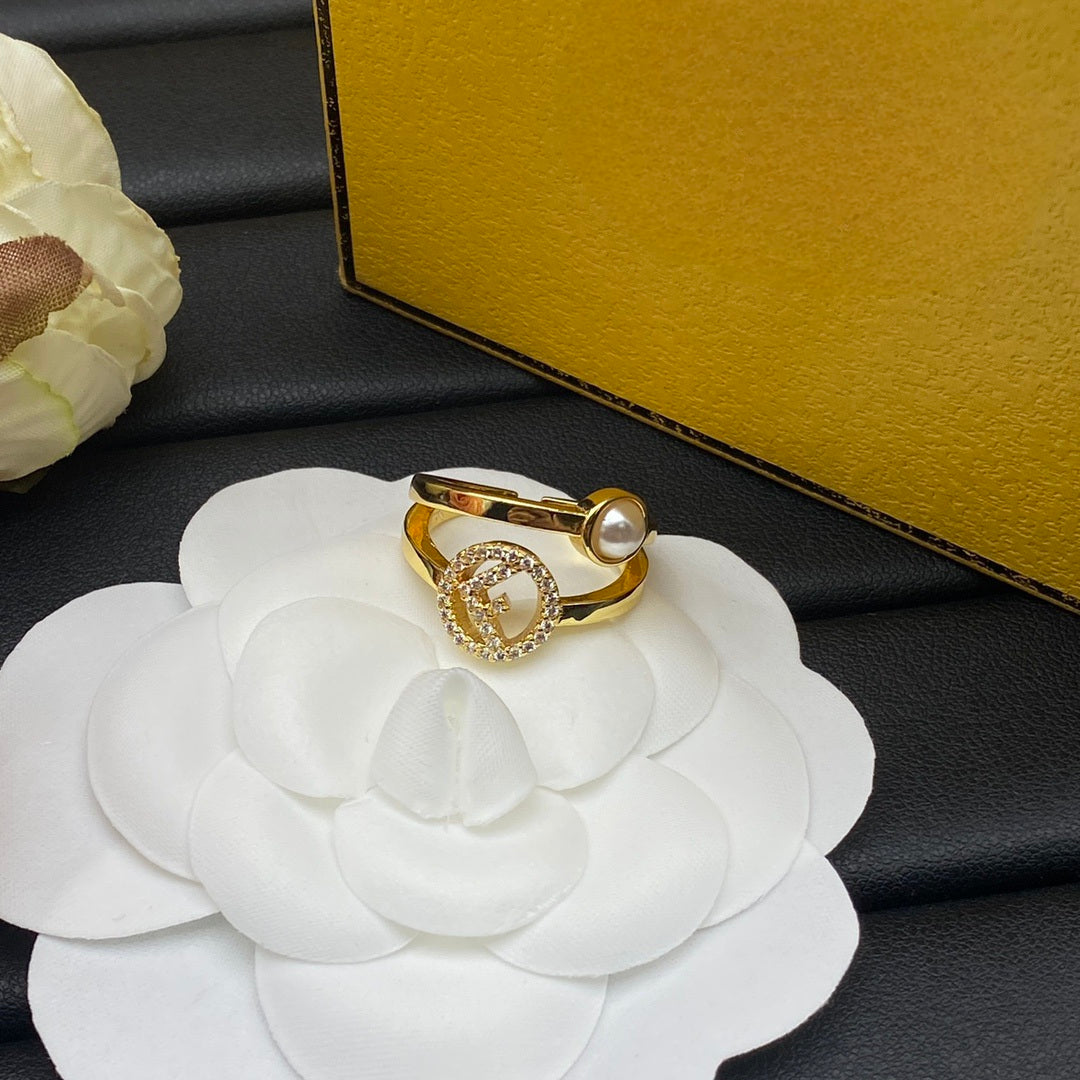 MERCEDES Luxury Diamond & Pearl "F" Ring