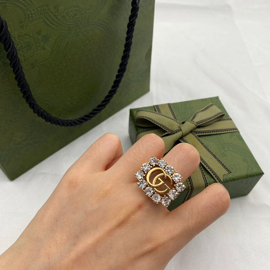 MILAN Luxury Vintage Ring