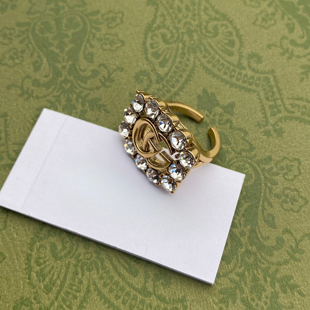 MILAN Luxury Vintage Ring